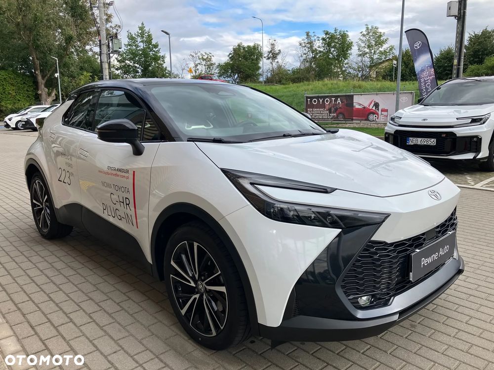 Toyota C-HR 2.0 PHEV Dynamic Force Executive - 13