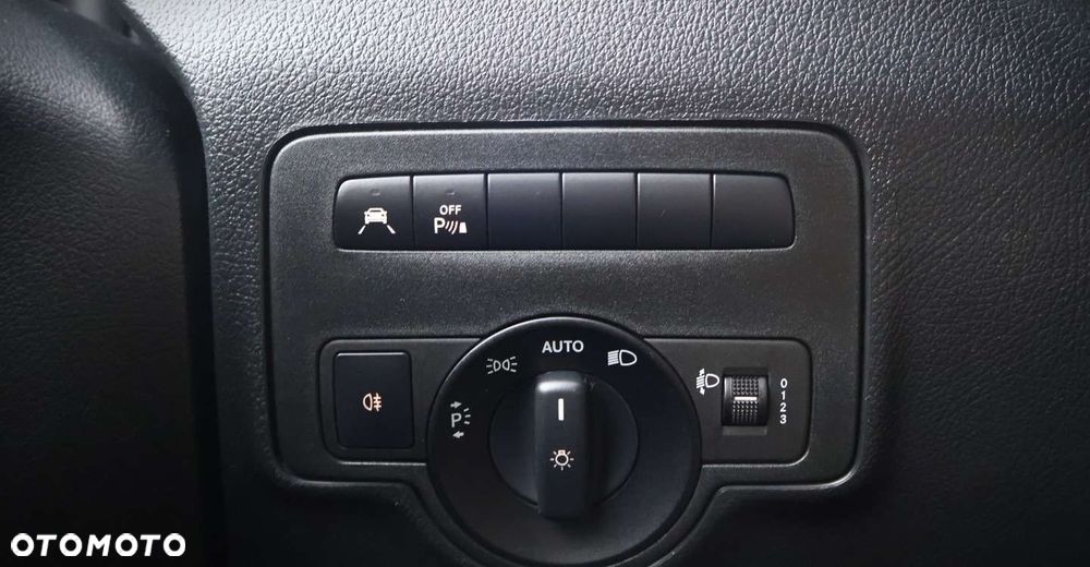 Mercedes-Benz Vito - 21