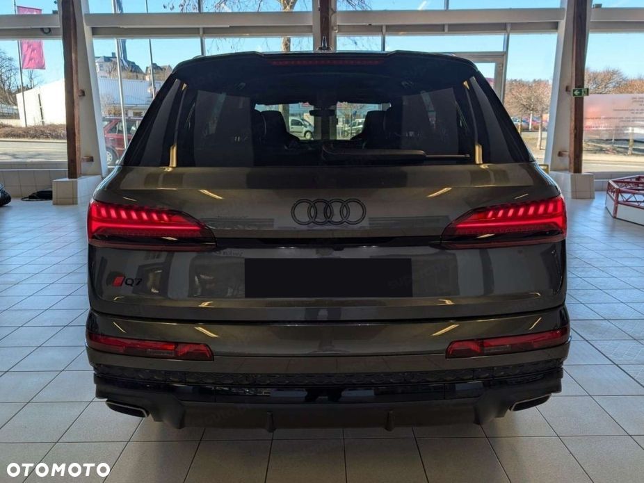 Audi Q7 - 5