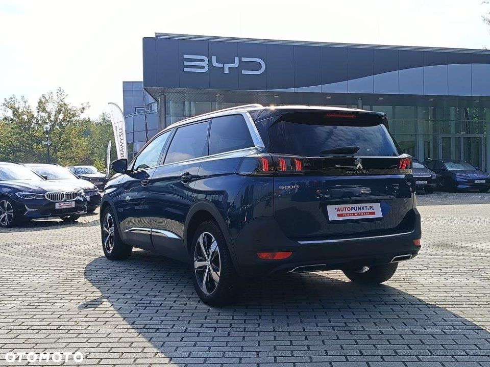 Peugeot 5008 - 3
