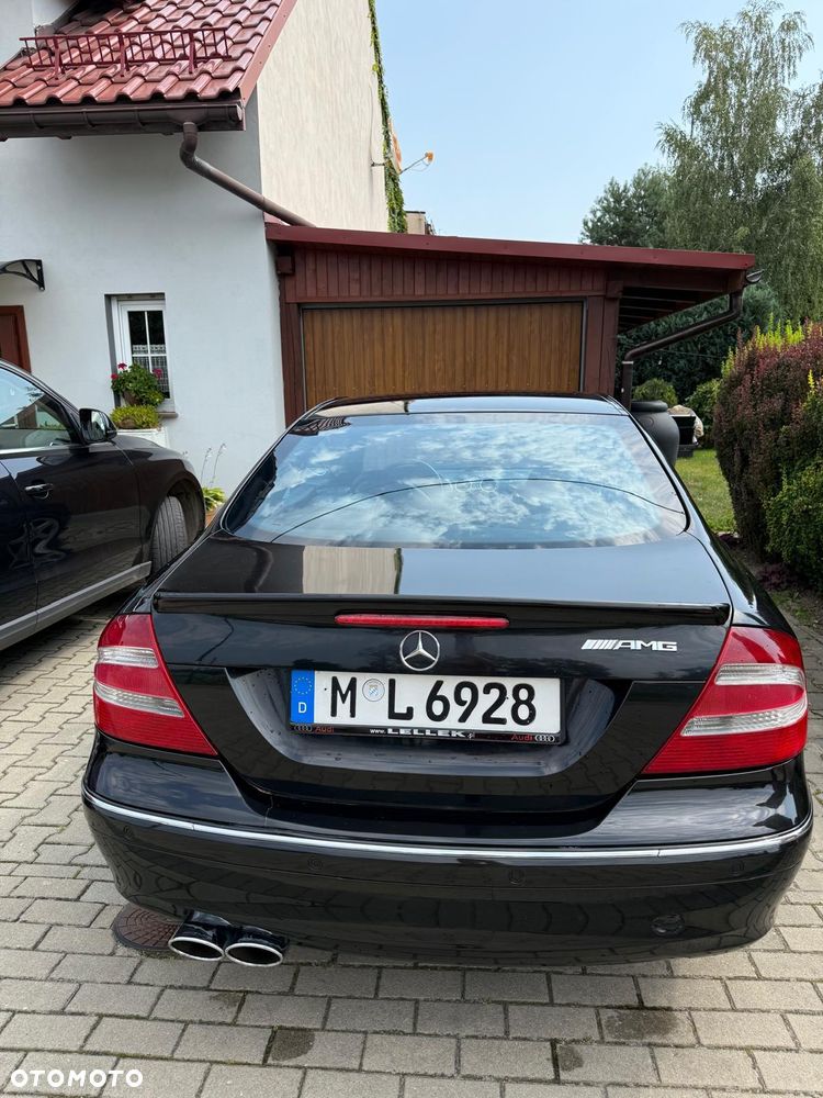Mercedes-Benz CLK - 4