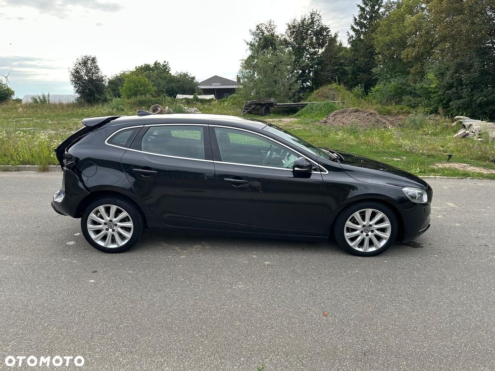 Volvo V40 D2 You - 4