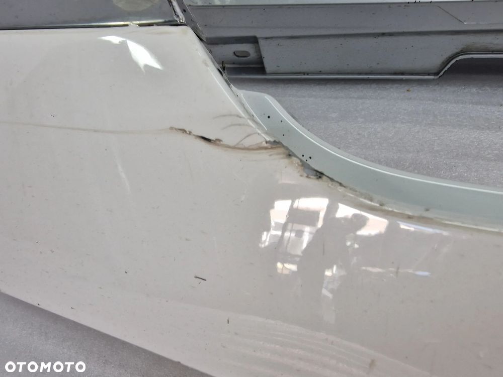 VW PASSAT B8 3G0 14- PRAWA LISTWA PROGOWA / NAKŁADKA PROGU , CZARNA , BIAŁA , SREBRNA , NR 3G0853858F , NR AUKCJI PR347 - 20