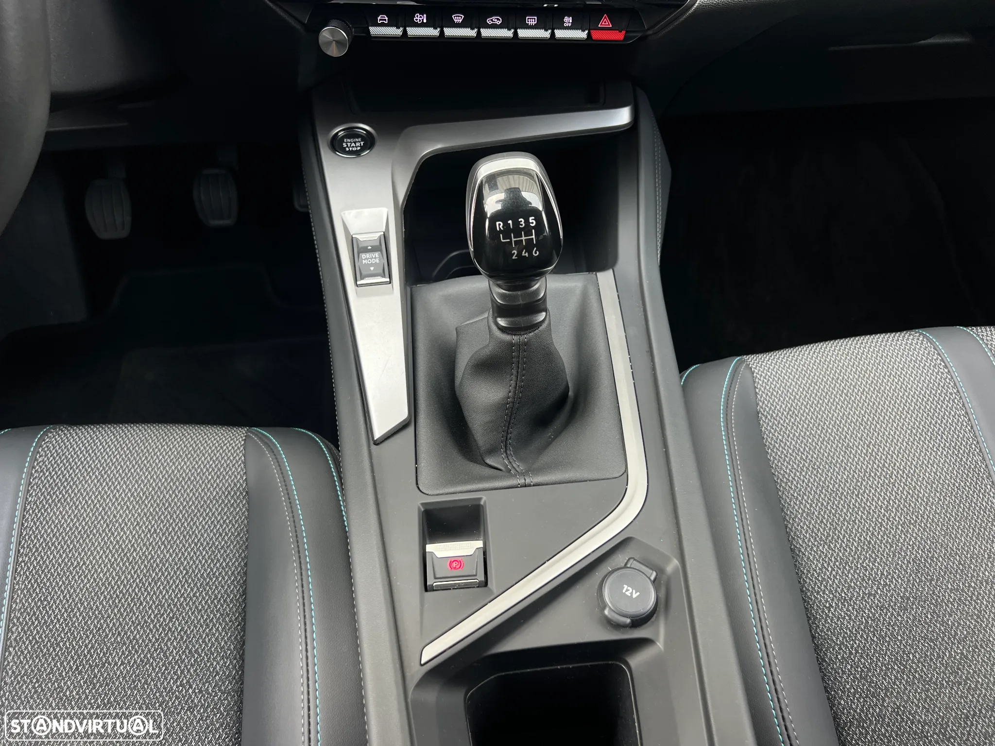 Peugeot 308 SW 1.2 PureTech Allure - 24
