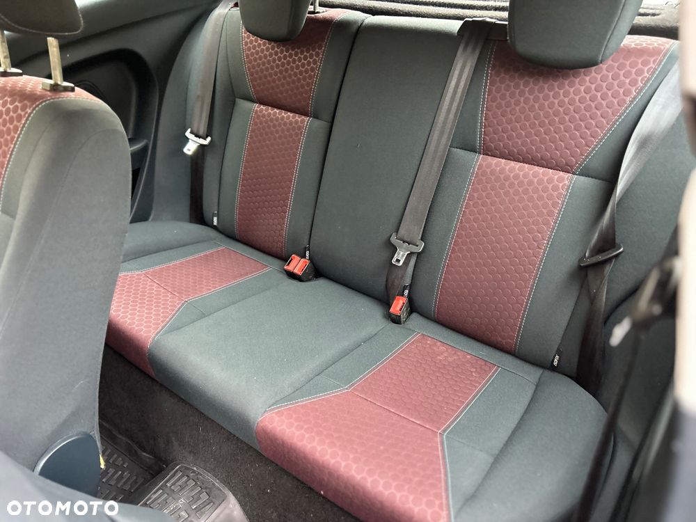 Ford Fiesta 1.25 Titanium - 29