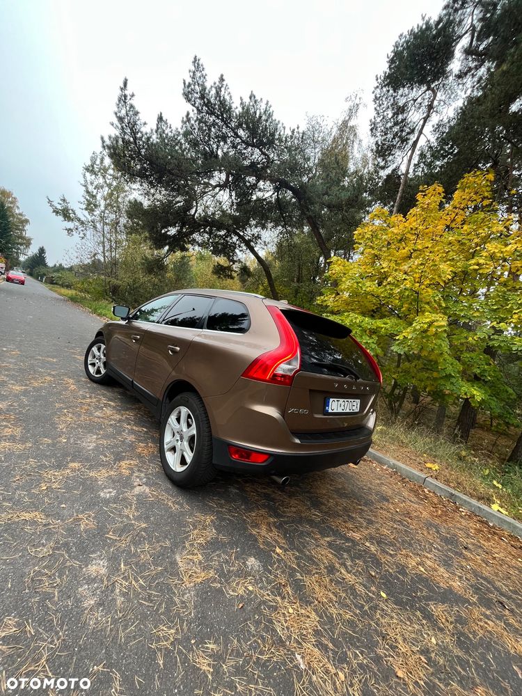Volvo Xc 60 2011 photo 2