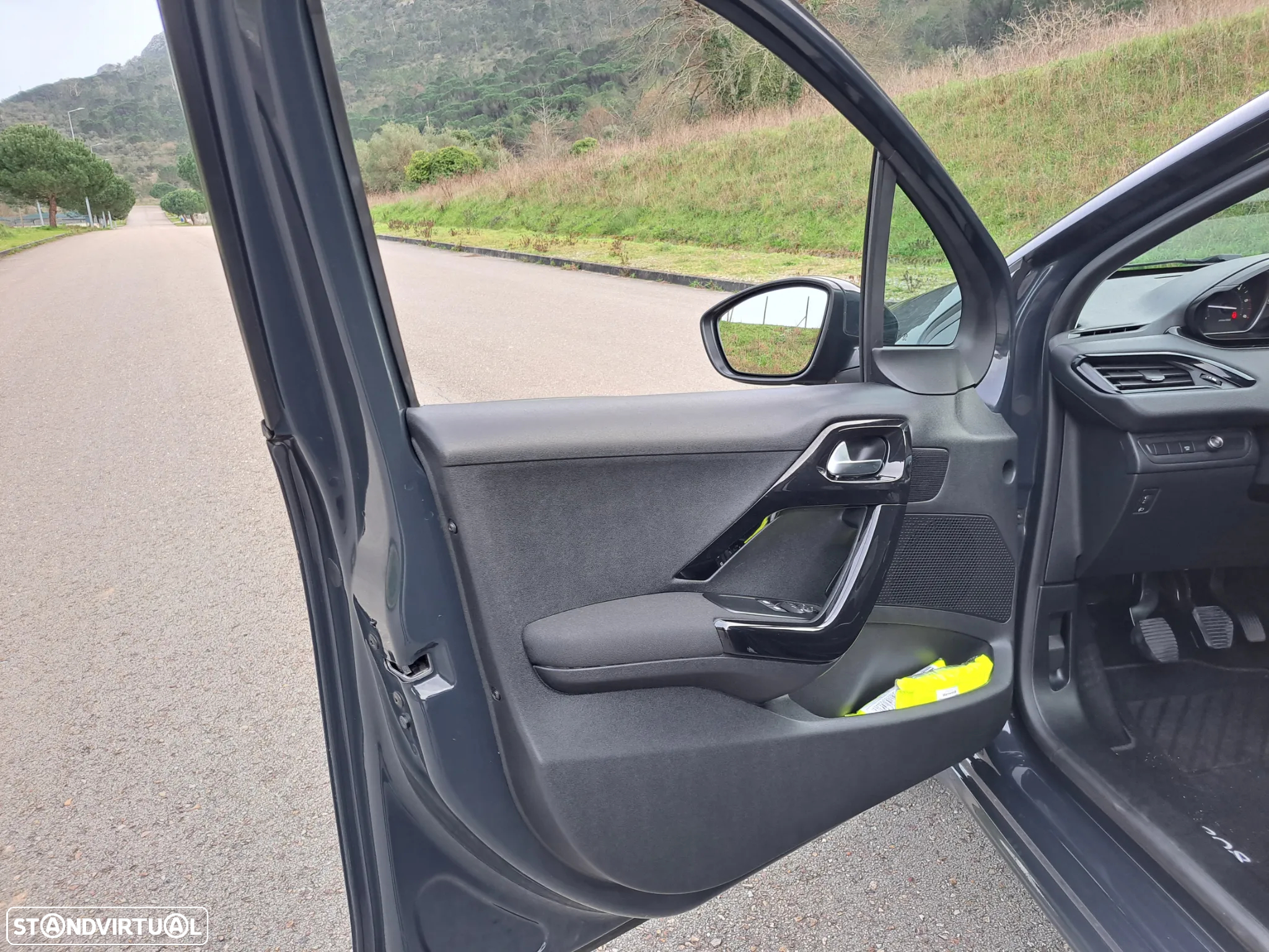 Peugeot 208 1.6 BlueHDi Active - 13