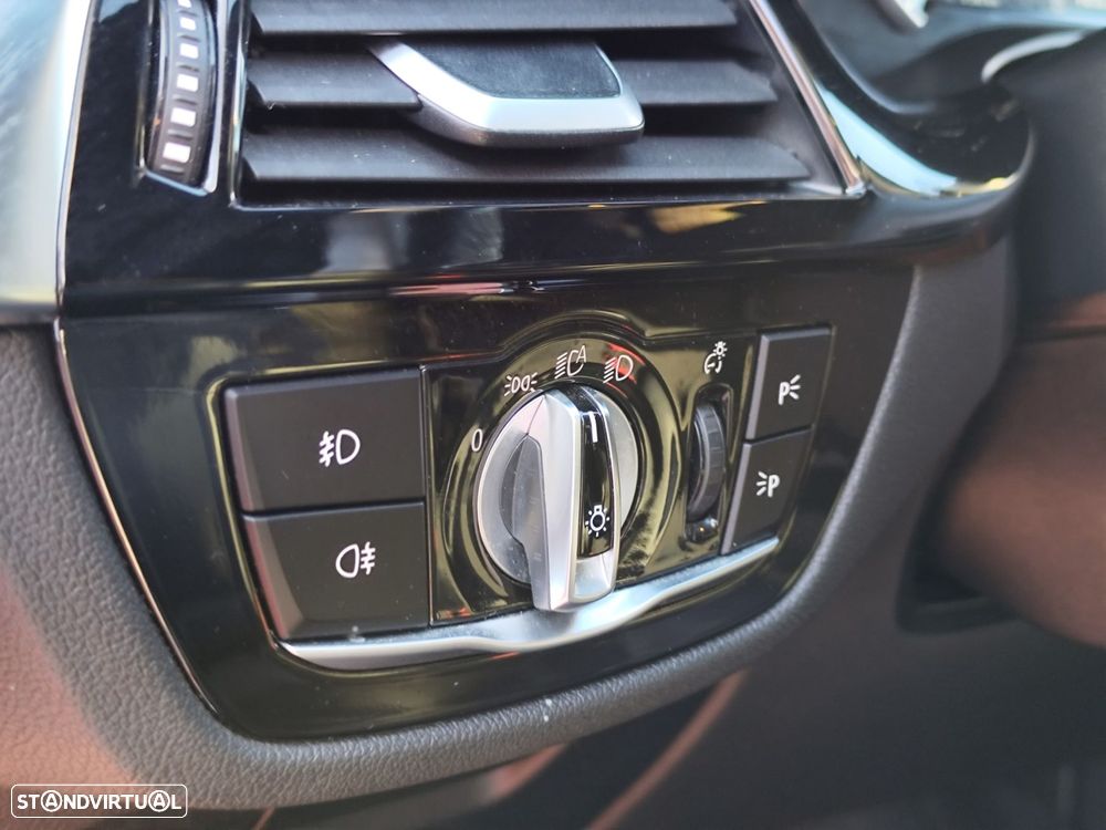 BMW 520 d Pack M Auto - 23