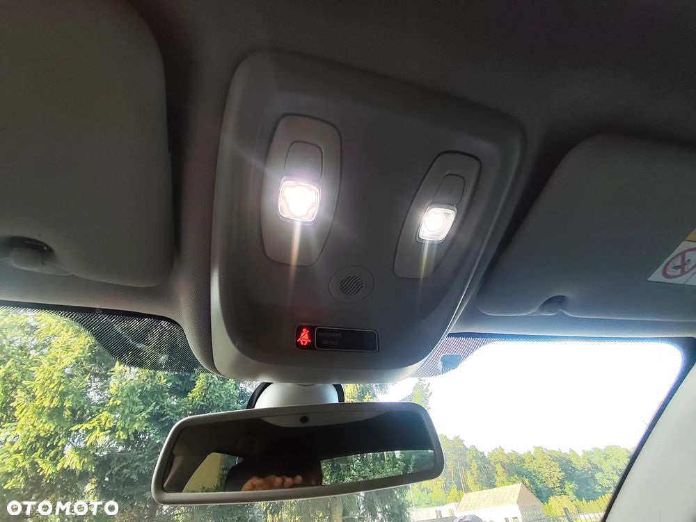 Renault Captur - 21