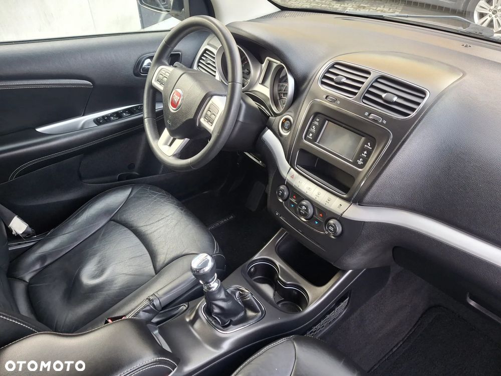 Fiat Freemont 2.0 Multijet Urban - 28