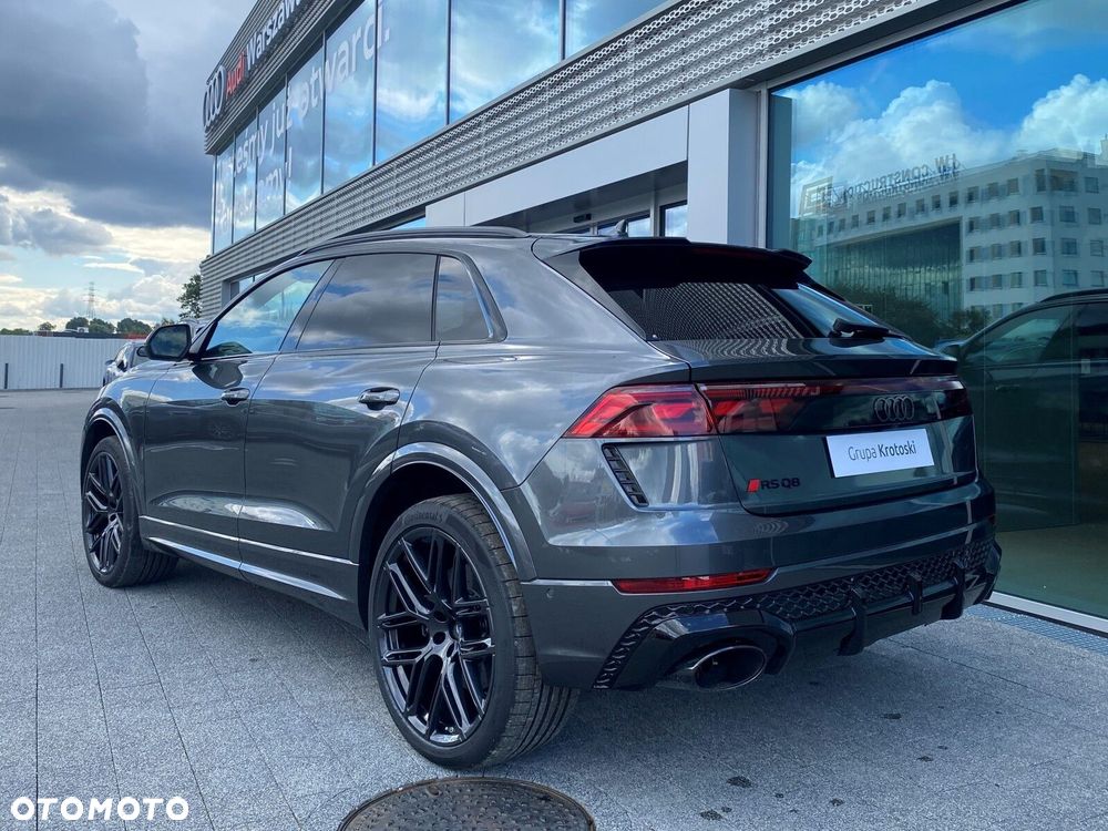 Audi RS Q8 - 4