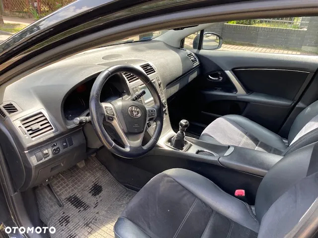 Toyota Avensis Combi 2.0 D-4D Comfort - 8