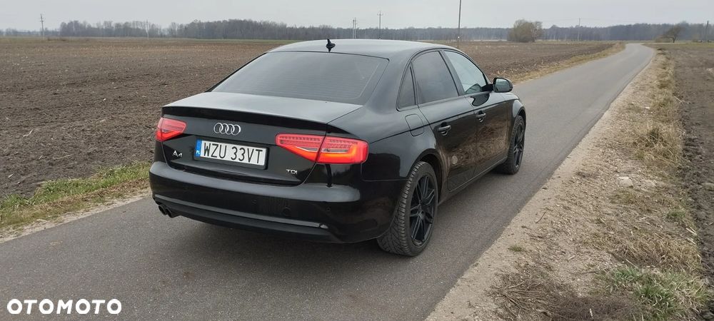 Audi A4 Limousine 2.0 TDI DPF Ambiente - 4