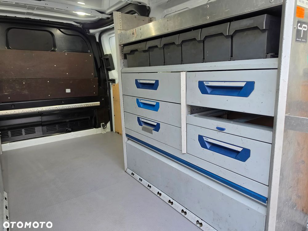 Ford Transit Custom - 10
