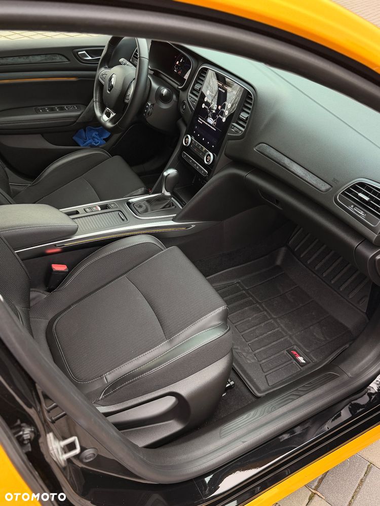 Renault Megane 1.3 TCe FAP Techno EDC - 23