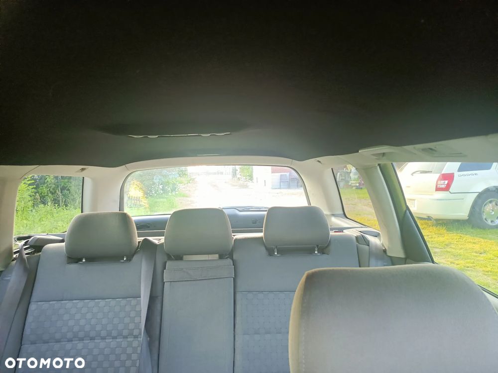 Audi A6 Avant 2.5 TDI - 13