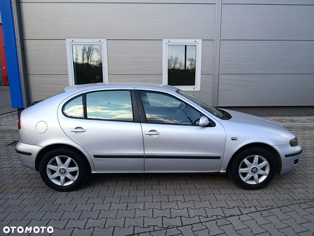 Seat Leon 1.6 Signo - 23