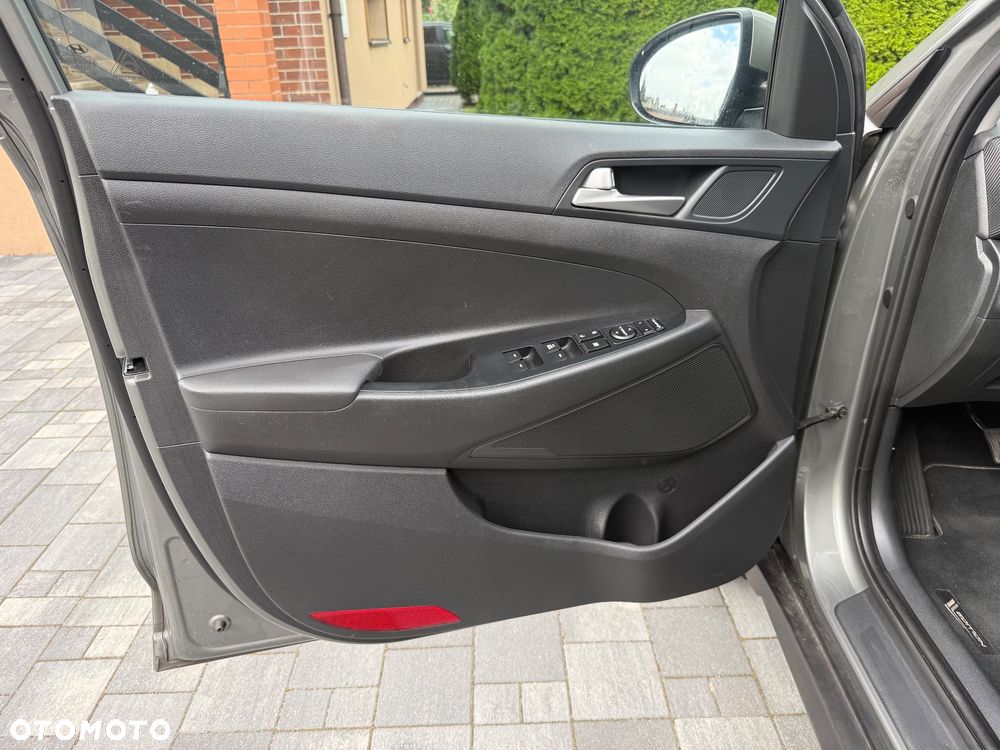 Hyundai Tucson 1.6 GDi 2WD Trend - 28