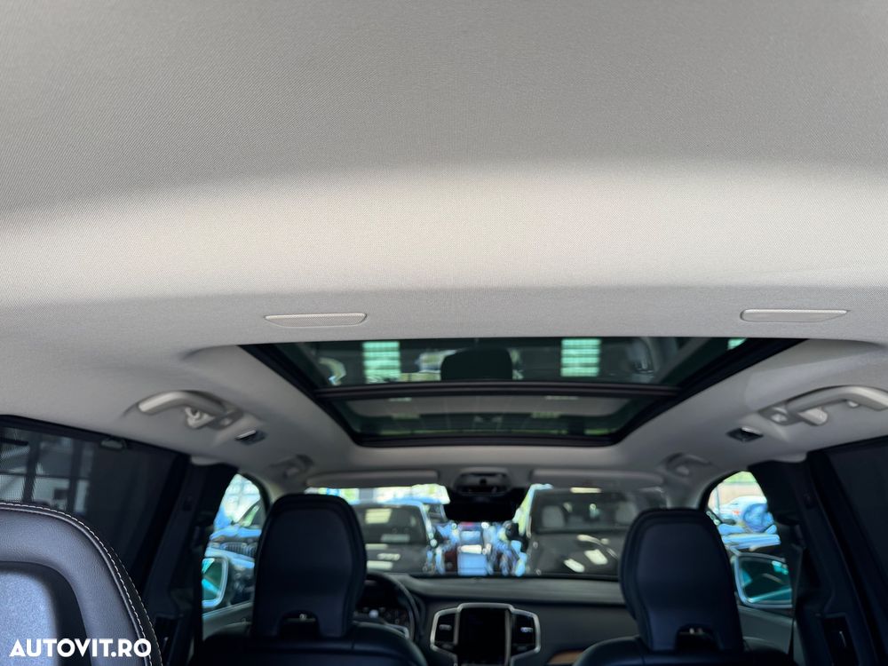 Volvo XC 90 D5 AWD Geartronic Inscription - 34