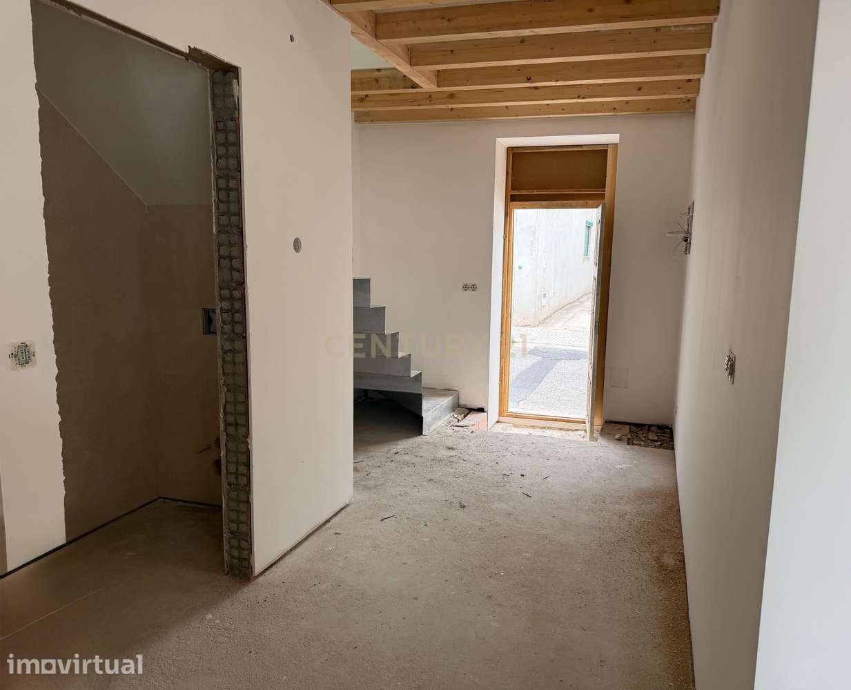 Moradia T3 totalmente remodelada | Lote 1.933m² | Alhadas, Figueira da - Grande imagem: 4/19