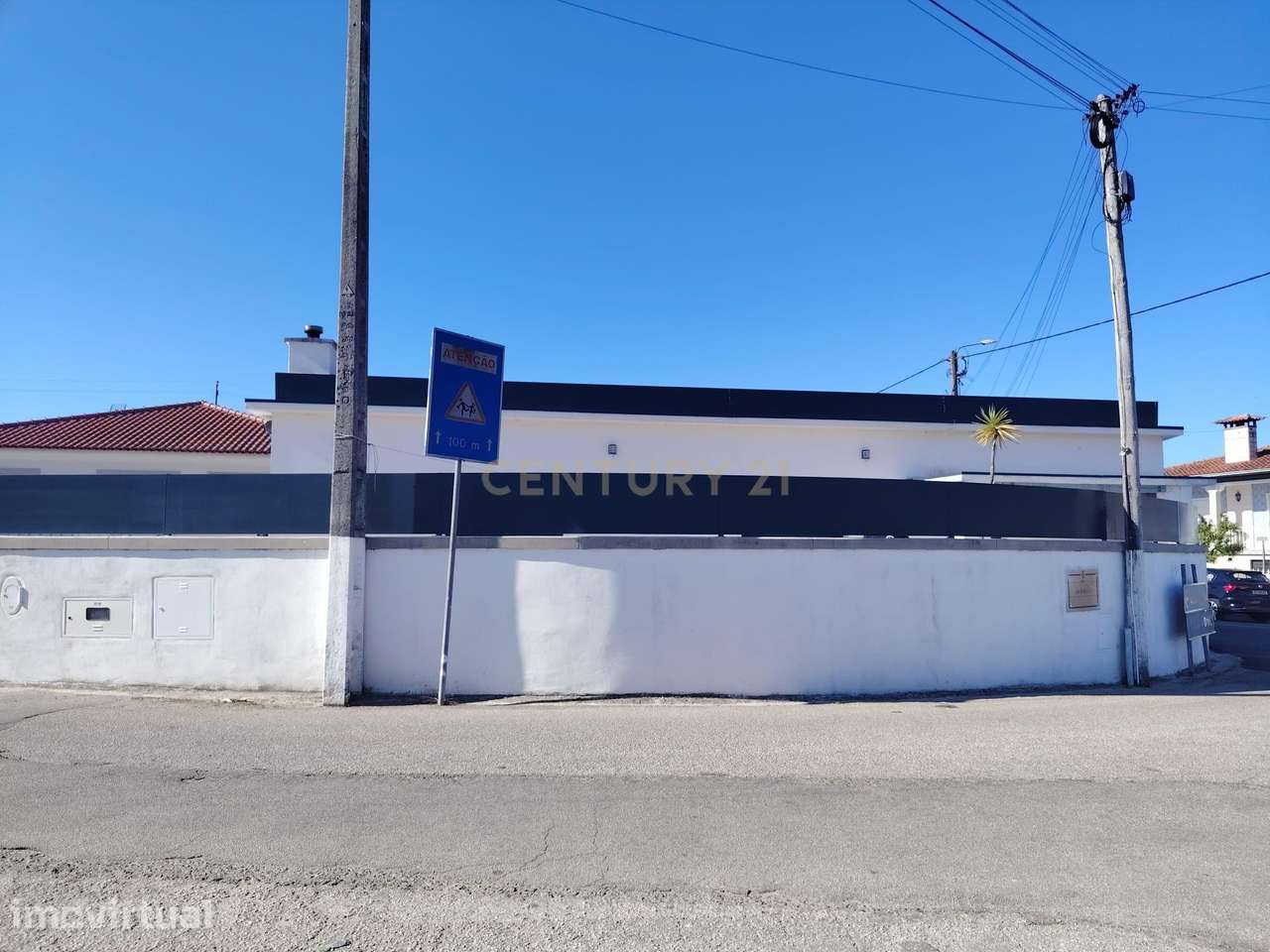 Moradia térrea T2+1 restaurada na Póvoa do Valado - Grande imagem: 5/21