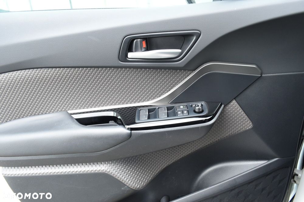 Toyota C-HR 1.8 Hybrid GPF Executive - 22