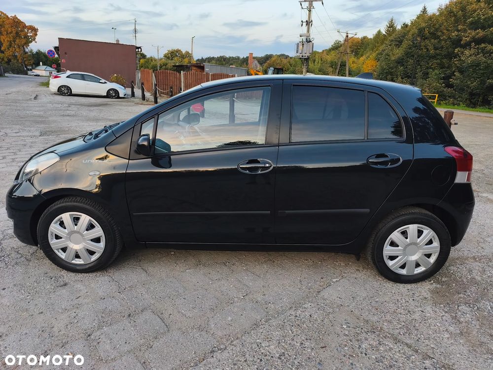 Toyota Yaris - 2