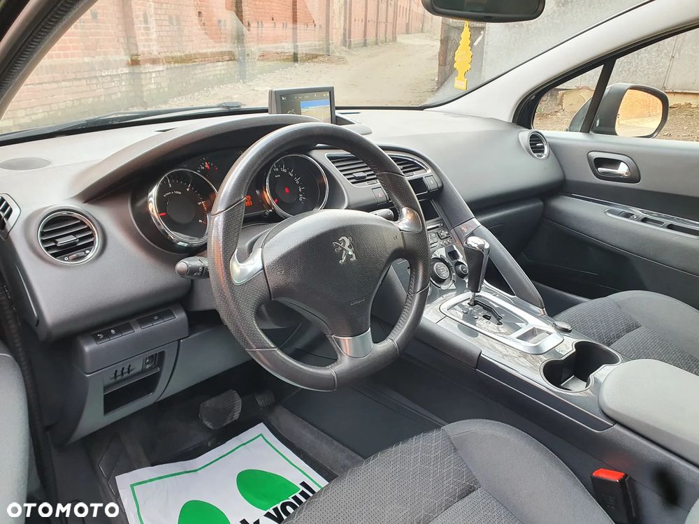 Peugeot 3008 1.6 BlueHDi Allure S&S EAT6 - 11