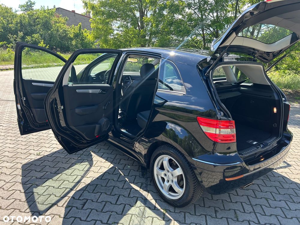 Mercedes-Benz Klasa B - 22