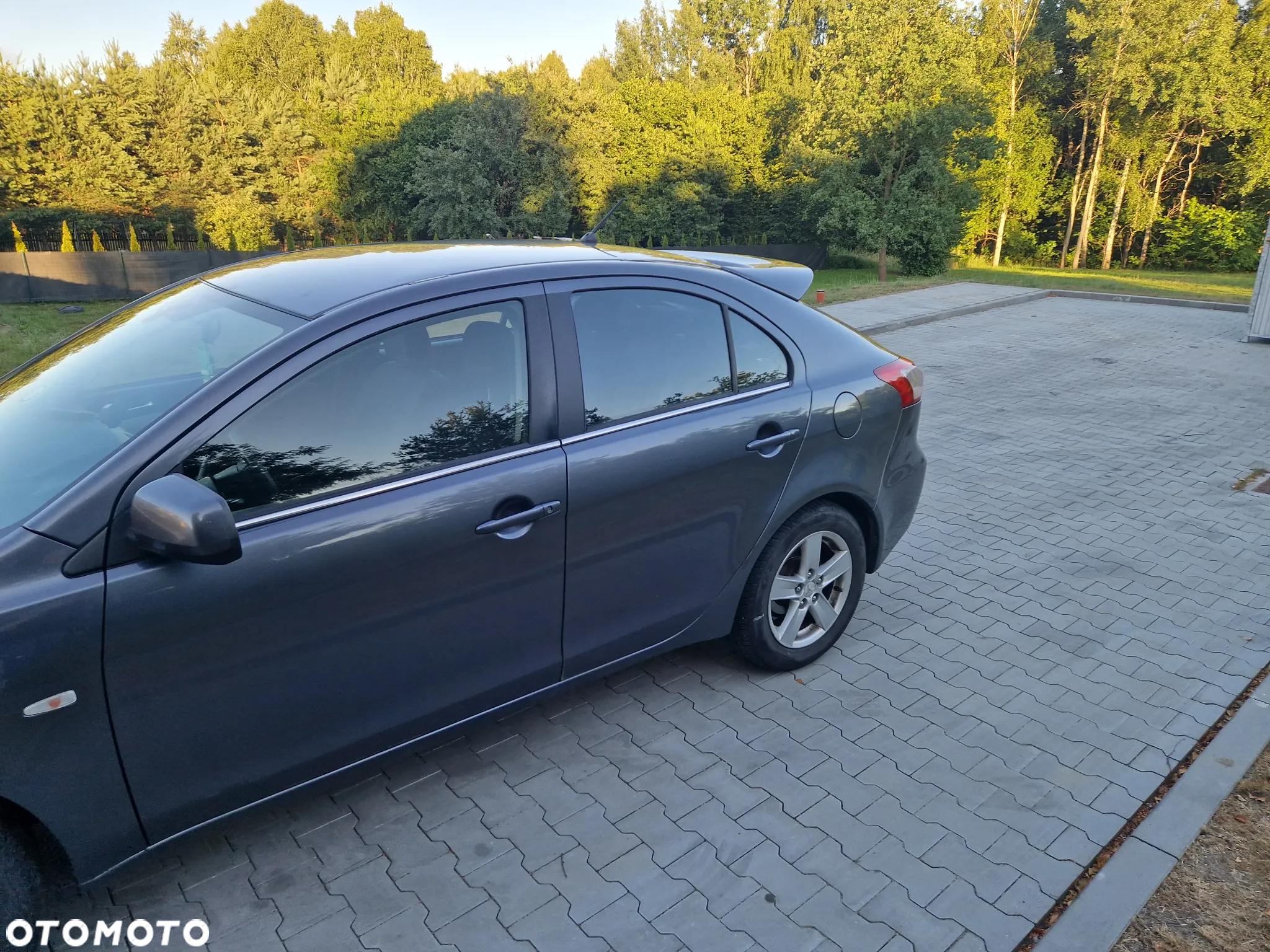 Mitsubishi Lancer 1.5 Invite - 3