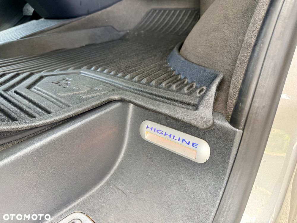 Volkswagen Multivan - 31