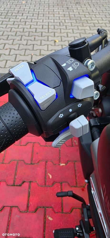 QJMOTOR SRV 700 - 16