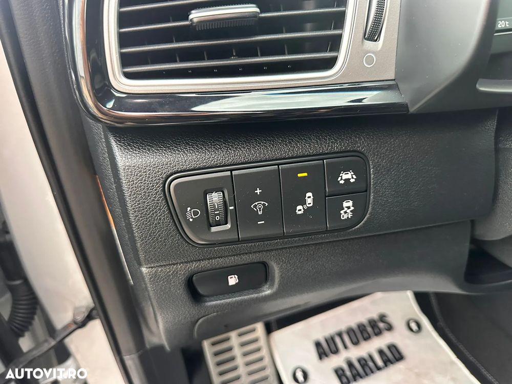 Kia Niro 1.6 GDI 6DCT HEV Comfort - 16