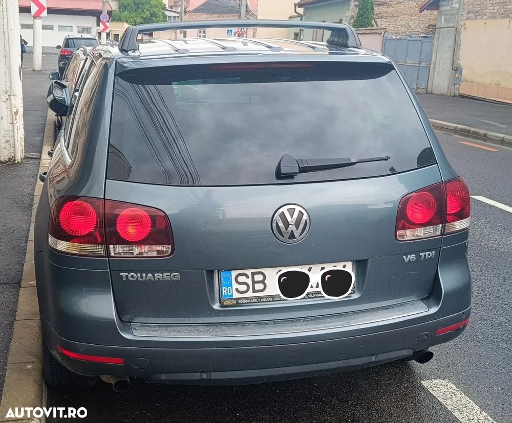 Volkswagen Touareg - 2