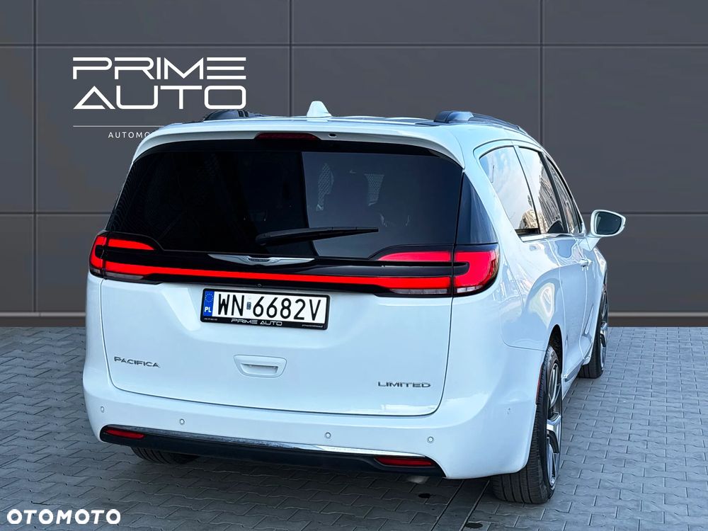 Chrysler Pacifica - 9