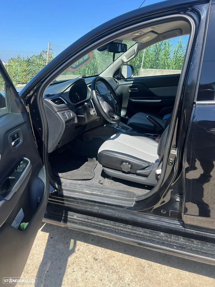 Mitsubishi L200 Pick Up 4x4 S&S Auto Cabine Dupla Base - 10