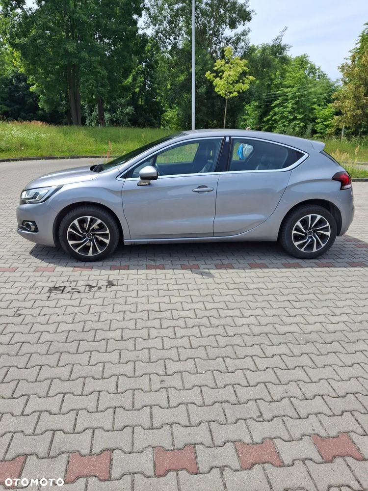 DS Automobiles DS 4 - 4