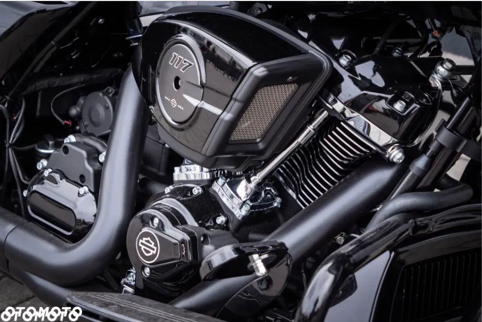 Harley-Davidson Touring Road Glide - 6