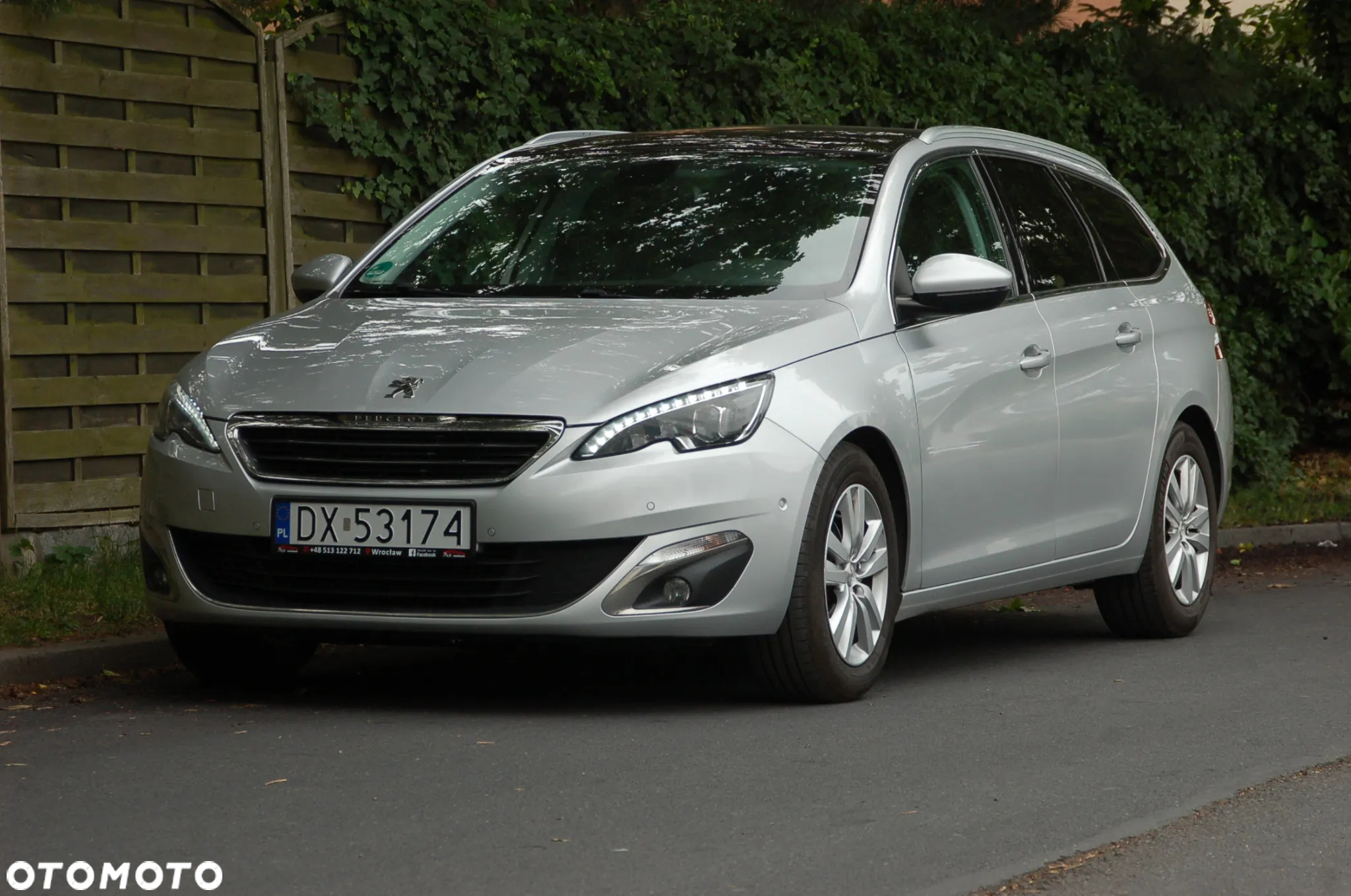 Peugeot 308 SW BlueHDi 120 EAT6 Stop & Start Allure - 15