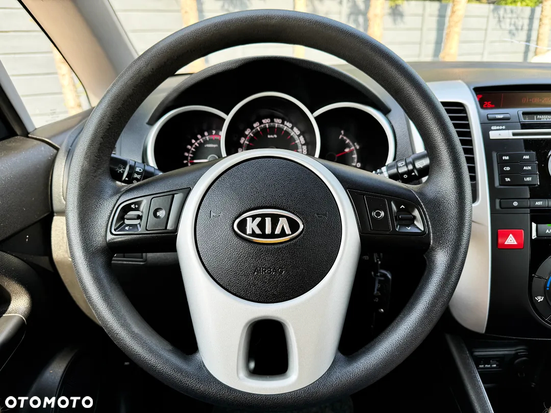 Kia Venga 1.4 CVVT Business Line - 21