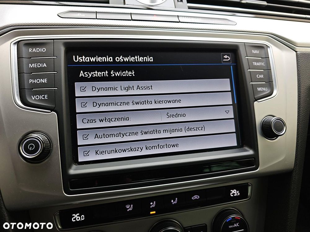 Volkswagen Passat 2.0 TDI BMT Comfortline - 24