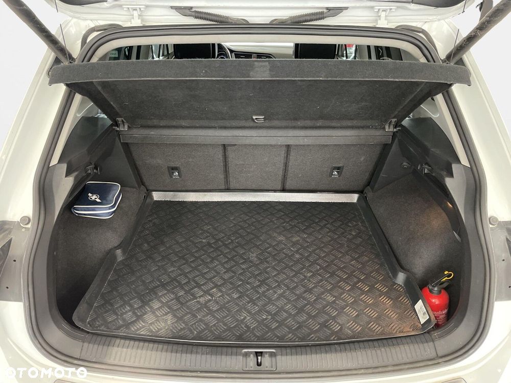 Volkswagen Tiguan - 34