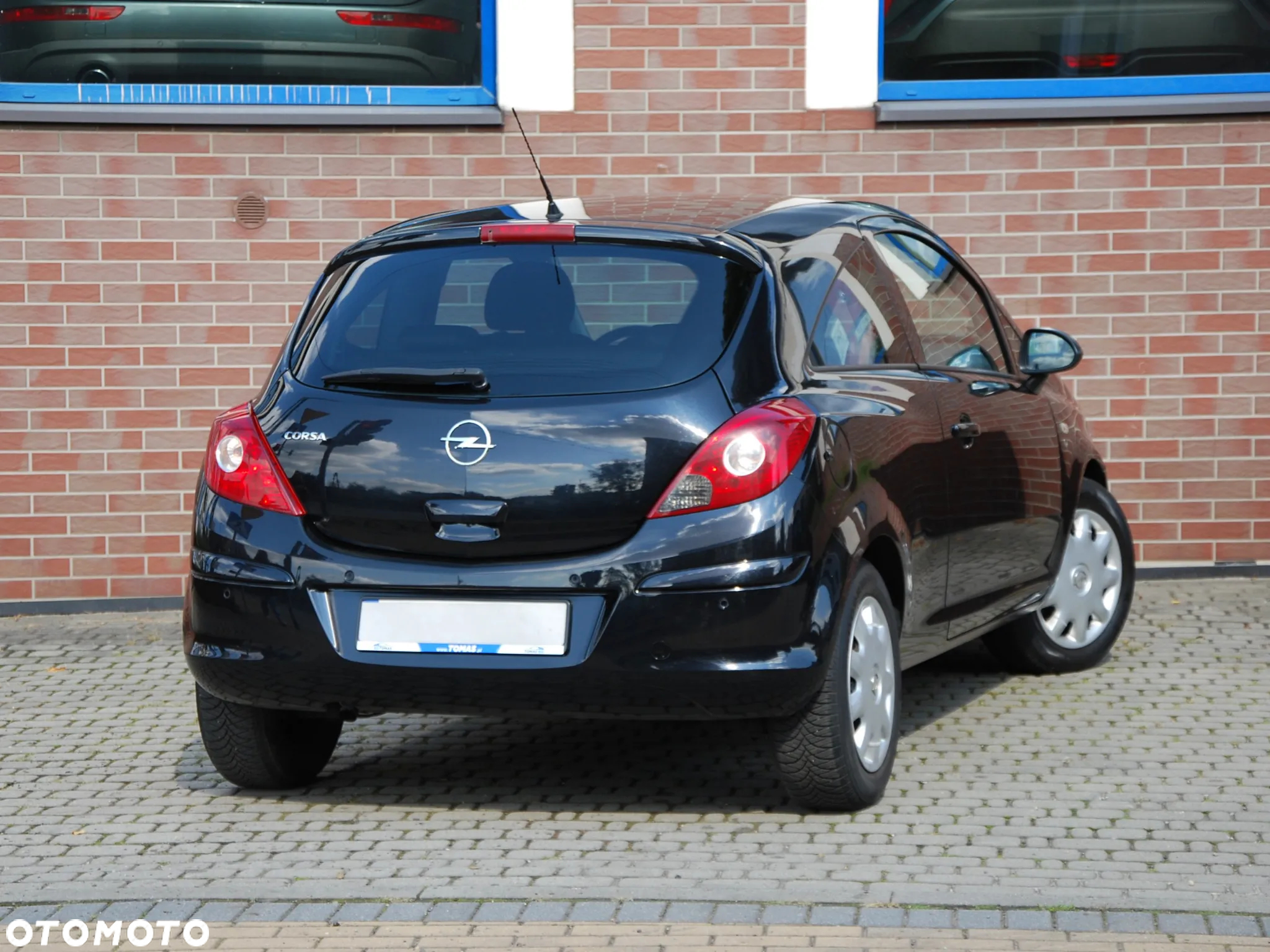 Opel Corsa 1.4 16V Enjoy - 28
