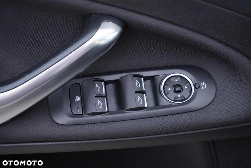 Ford Mondeo 1.6 Eco Boost Start-Stopp Titanium - 19