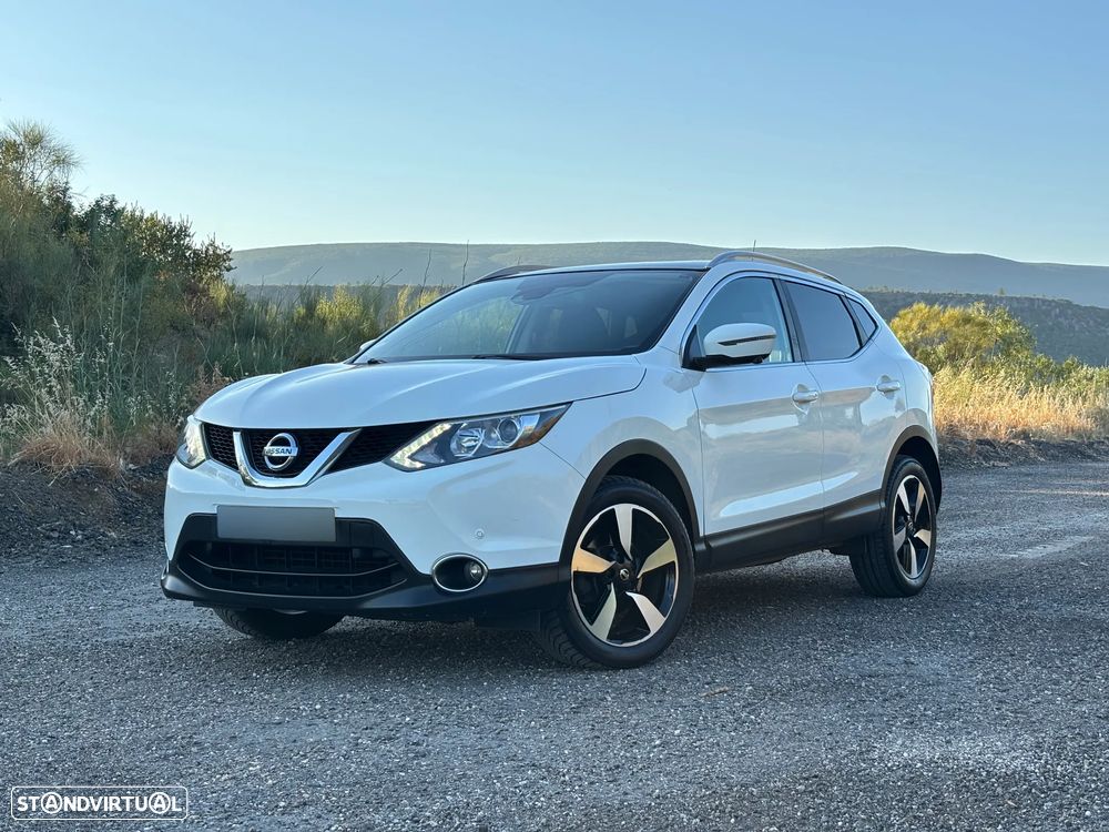 Nissan Qashqai 1.5 dCi N-Connecta 18 RS+PS - 1