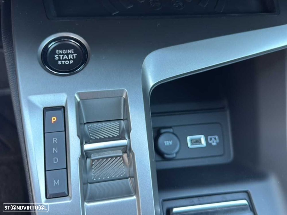 Peugeot 408 1.2 PureTech Allure EAT8 - 16