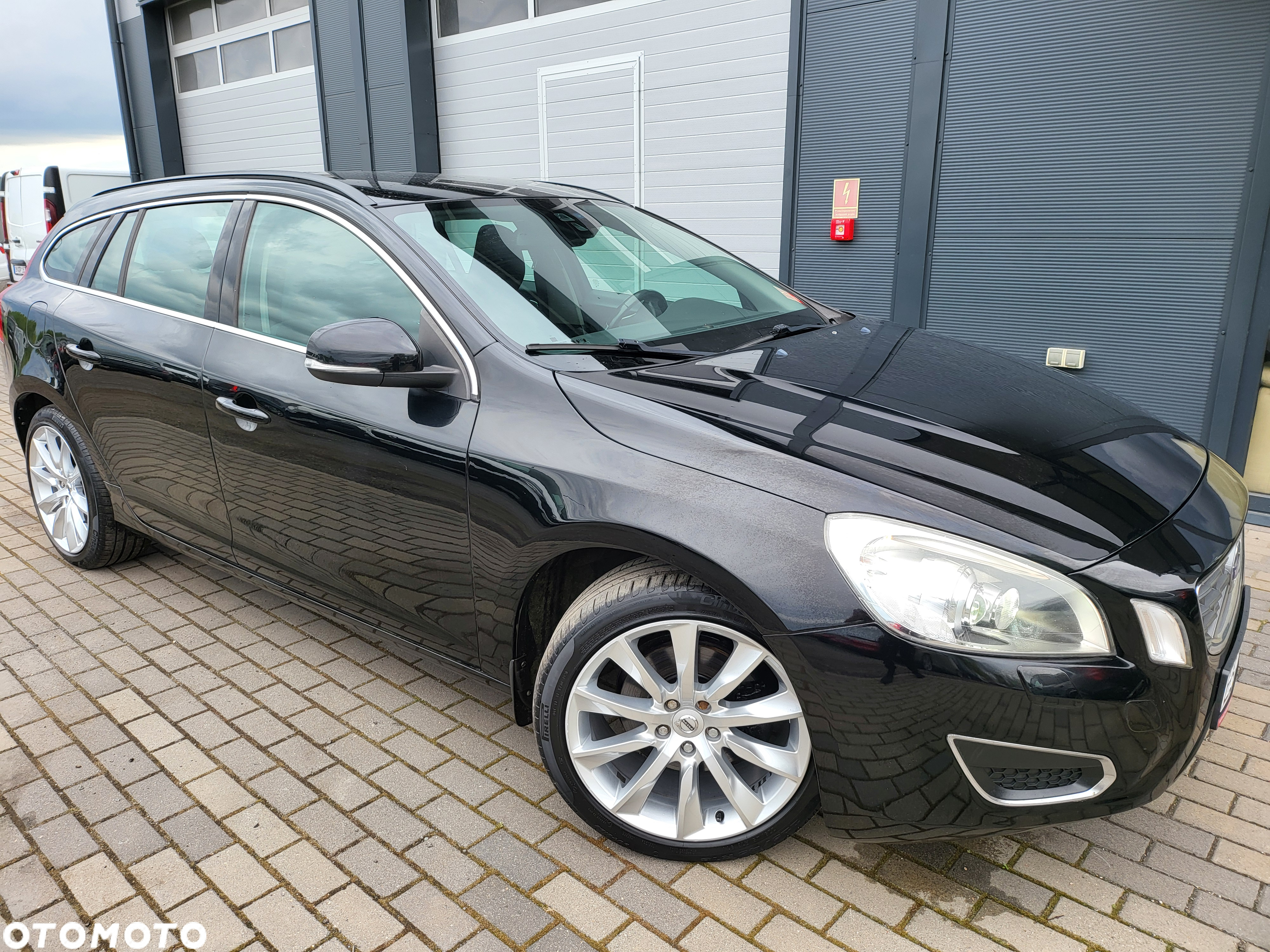 Volvo V60 D2 Momentum - 7