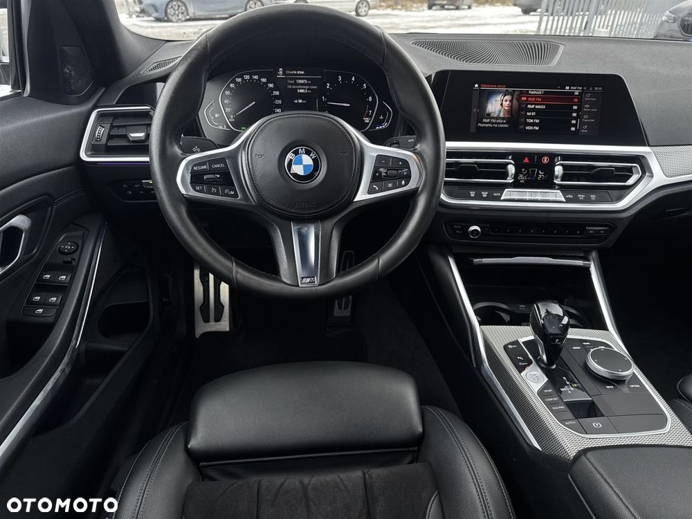 BMW Seria 3 318i - 8