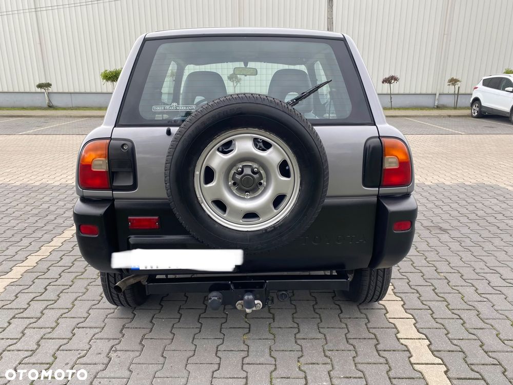 Toyota RAV4 - 26