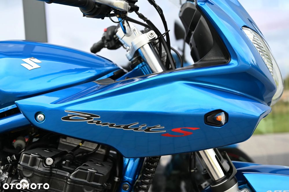Suzuki Bandit - 25